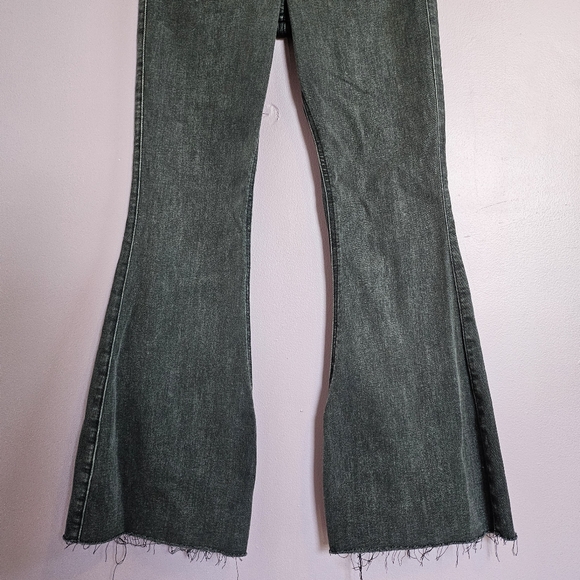 Hollister Washed Black Soft Stretch High Rise Raw Hem Split Leg Flare Jeans - Picture 4 of 11